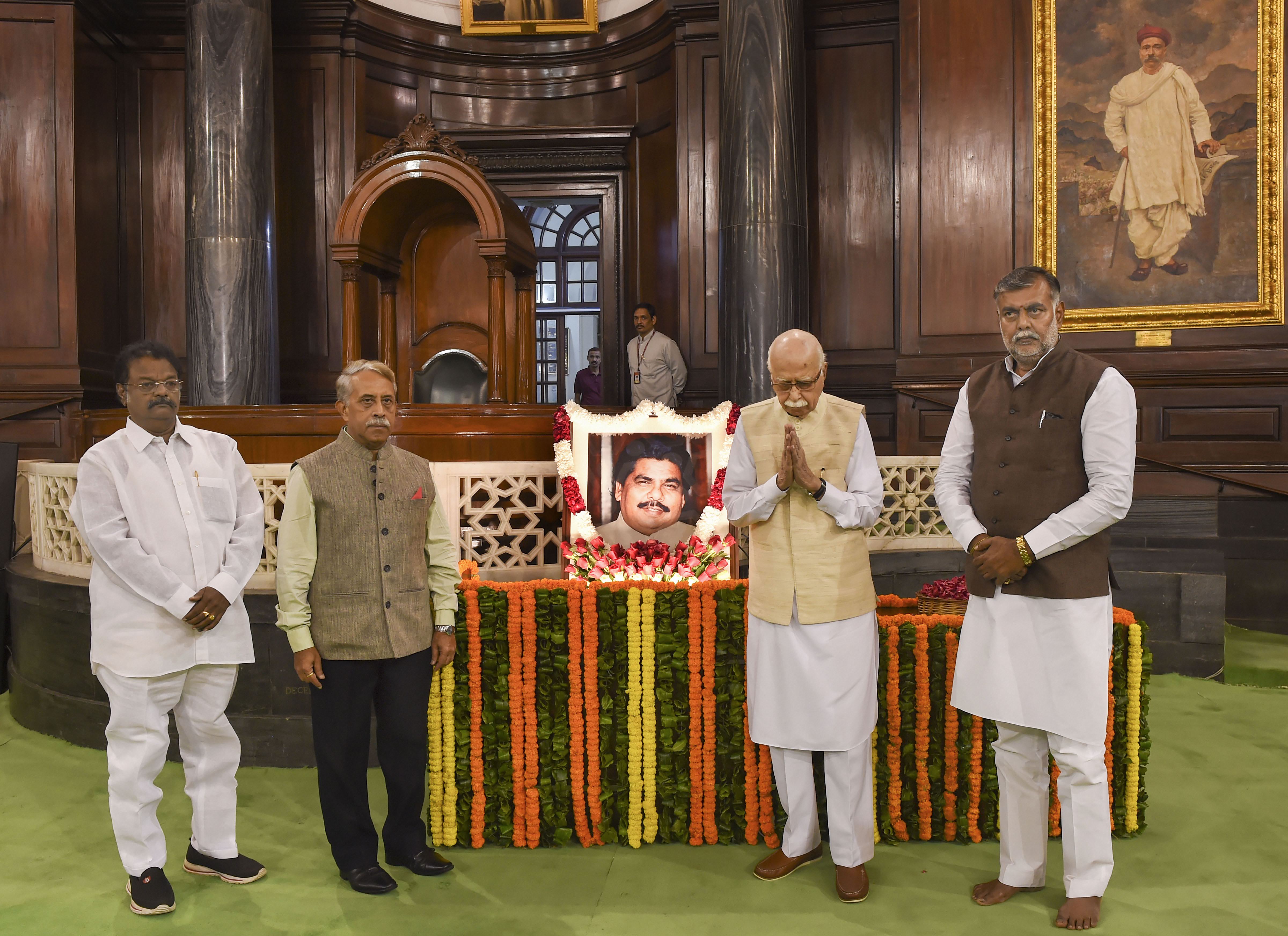 BJP senior leader LK Advani and Minister of state for culture and tourism (independent charge) Prahlad Singh Patel pay tribute to former Lok Sabha speaker GMC Balayogi on his birth anniversary at Parliament House - PTI