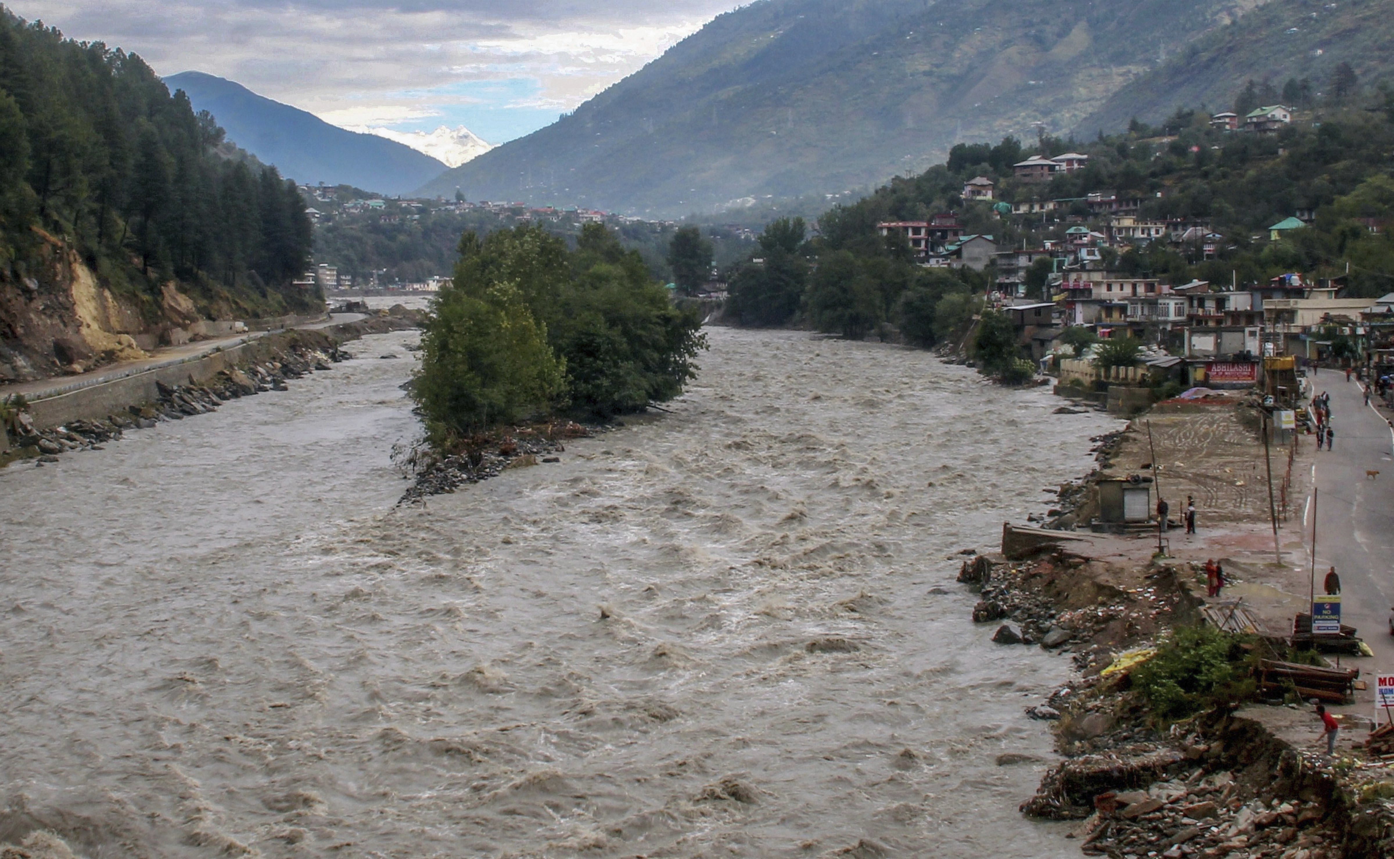 Today Photo : Beas River after incessant rains in Kullu